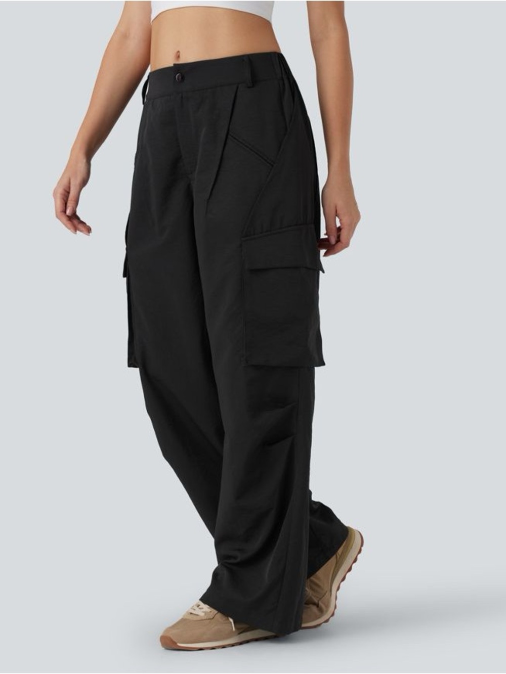 Halara Black High Waisted Wide Leg Cargo Parachute Pants Women Size Medium NWT